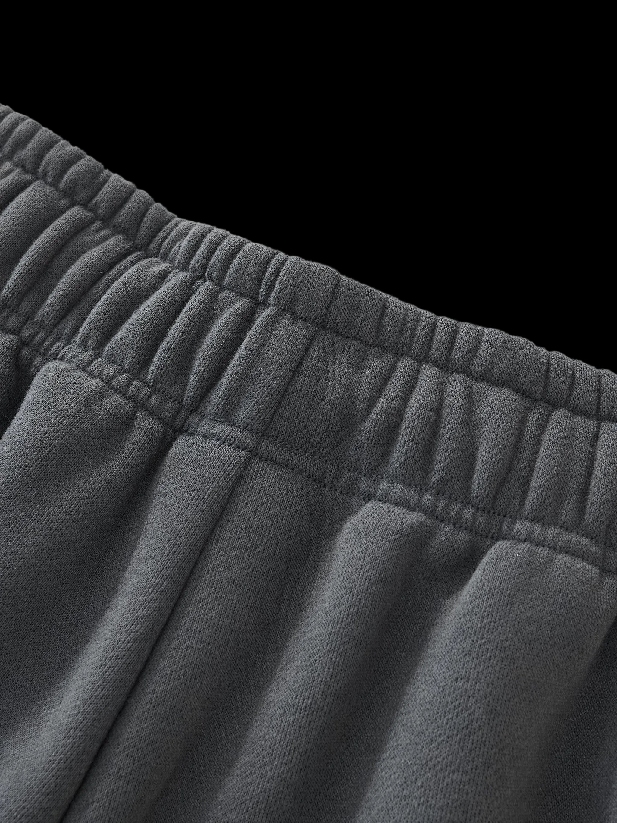 Relaxed Drawstring Three-quarter Sweatpants